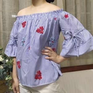 🤩SALE🤩Off-shoulder top